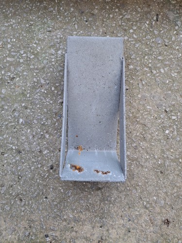 Masonry joist hanger - hanger, x