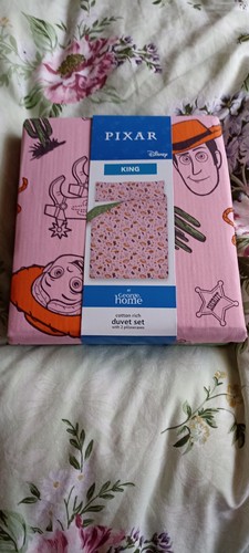 Bnwt king size disney - king-size, pixar