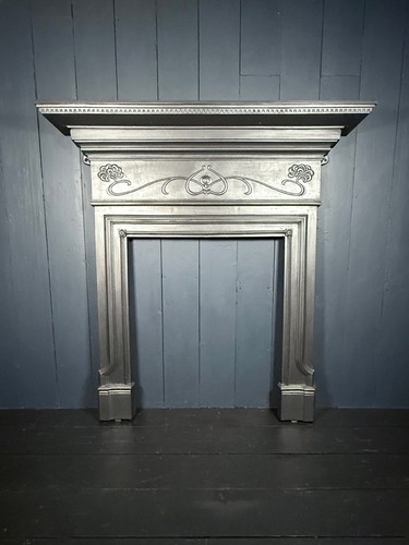 Antique victorian large cast - victorian,