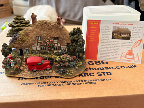 Lilliput lane 1999 anniversary - lane,