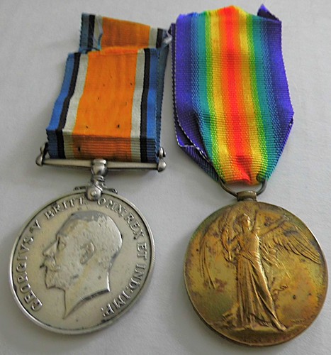 Ww1 pair medals pte mccoy - medals,