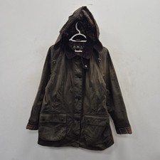 Barbour Classic Beadnell Olive