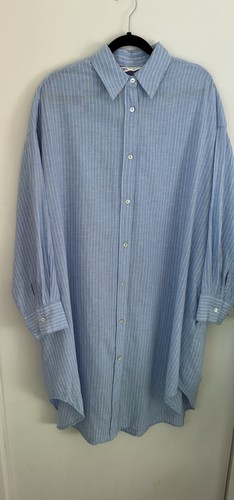 Light blue with white stripes - light,