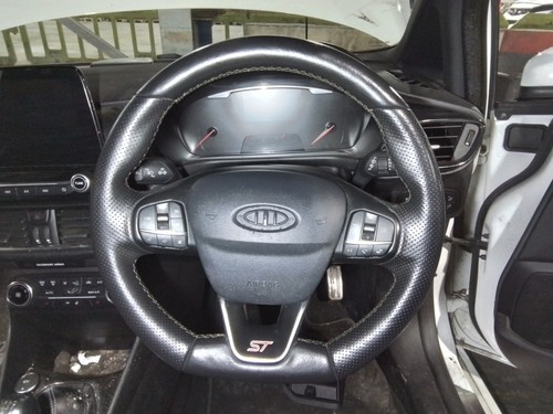 Steering wheel ford fiesta - steering,