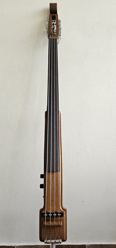 Upright electric bass - upright,
