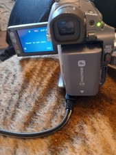 Sony DCR-HC19E Handycam Camcorder 20x Optical Zoom inc all extras.