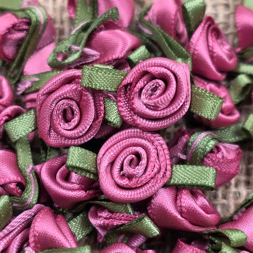 Small satin ribbon roses - small,