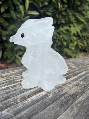 Clear quartz dragon - clear,
