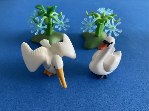 Playmobil swam and pelican - swam,