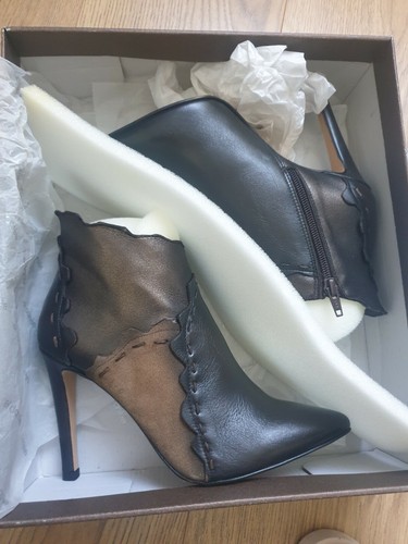 Ankle boots stiletto leather