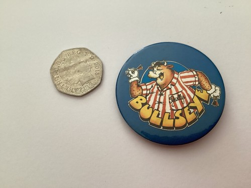 Vintage bullseye pin badge - badge,