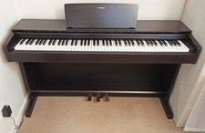 ? ⭐ YAMAHA ARIUS YDP-143 ROSEWOOD Digital PIANO BOXED + Cushioned Seat - MINT ⭐
