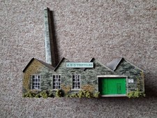 NOT Metcalfe Small Factory Assembled Factory Warehouse Model Railway Building 