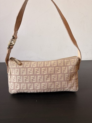Fendi logo zucchino monogram - logo,