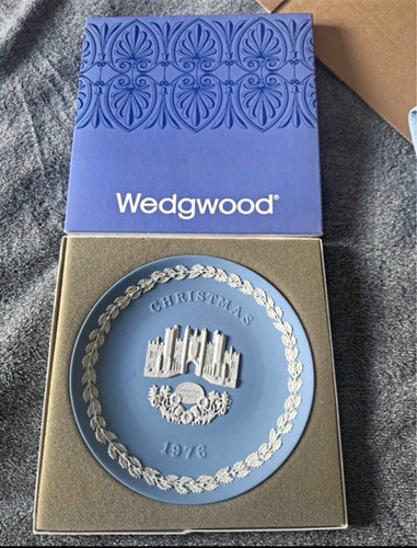 Wedgwood blue jasperware - wedgwood,
