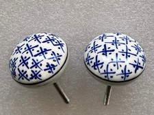 2 Pretty, Blue And White, Ceramic Drawer/ Door Knobs.