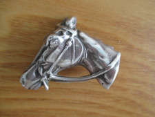 VINTAGE SILVER HORSE HEAD BROOCH 12.2 GRMS