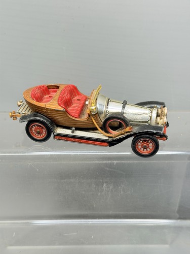 Corgi toys 266 chitty - 266,