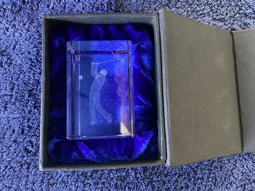 Male golfer laser etched