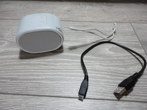 Sony srs xb01 portable - srs-xb01,