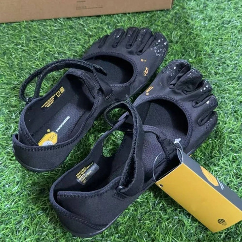 Five fingers yoga - yoga, shoes