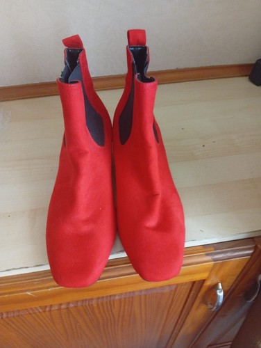 Women size 5 - 5, burgundy