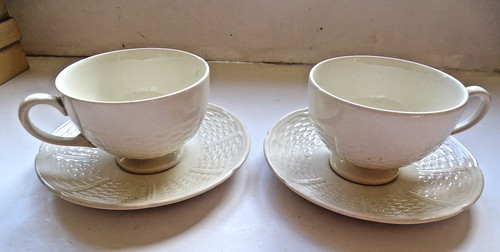 Wedgwood willow weave cups and - willow,