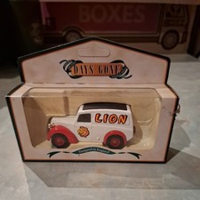 1950 MORRIS Z VAN - LION -