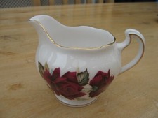 Gorgeous Vintage Royal Vale