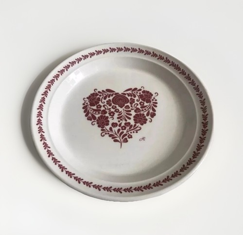 New red heart plate - ,