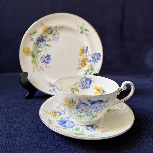 Royal doulton pansy 1930s - royal,