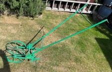 VINTAGE VICTORIAN ANTIQUE FARM TOOL HAND GARDEN CULTIVATOR CAST IRON WHEEL HOE