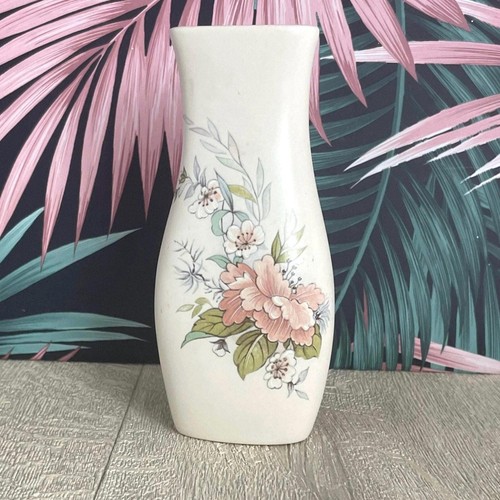 Aldridge pottery flower - , print