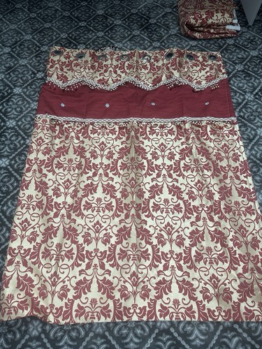 Curtains - ,