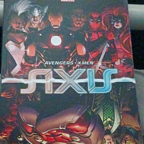 Marvel comics avengers - avengers, vs