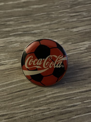 Coca cola pin - coca,