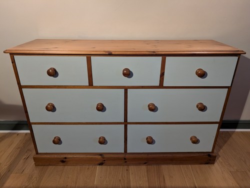 Solid pine wood - solid,