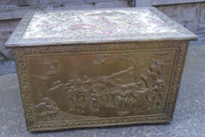 Vintage Tapestry Top Embossed