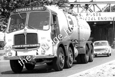 THH Truck Photos - AEC -