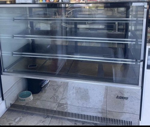 Display fridge