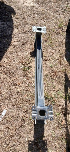 Rear bumper without line - rear,