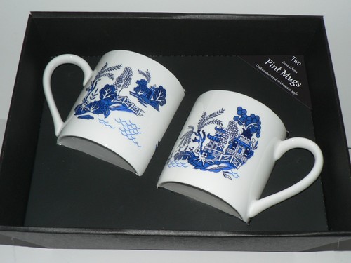 Blue willow pint - blue, mugs
