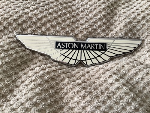 Aston martin original badge - martin,
