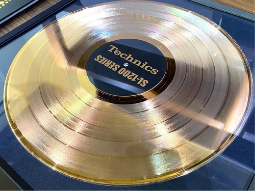 Technics 1200 series 35th - series,