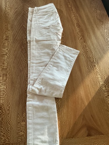 Ivory coloured cotton brand - coloured, j