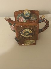 Vintage Teddy Bears on Old Style Telephone Novelty Teapot retro 