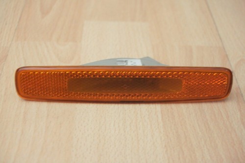 Bumper reflector fits - reflector, front