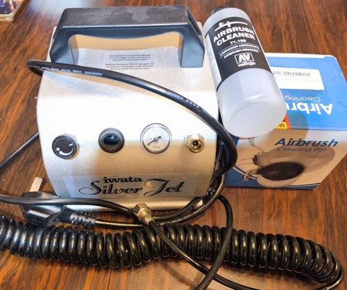 For sale iwata airbrush - sale,