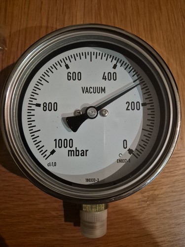 Vacuum gauge scale range 0 - scale, range: