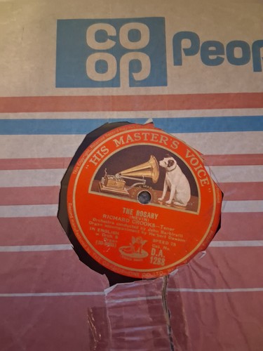 His masters voice - his, gramophone